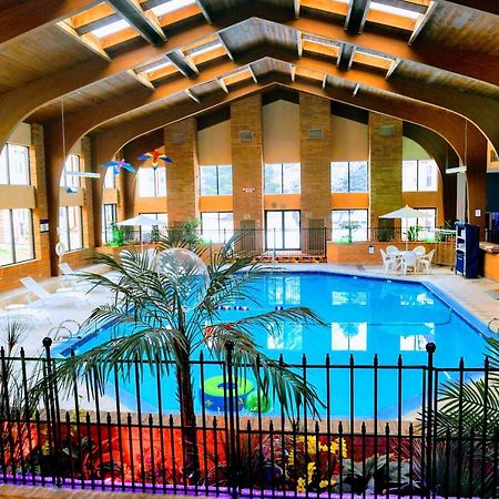 Douglas Inn And Conference Center Extérieur photo