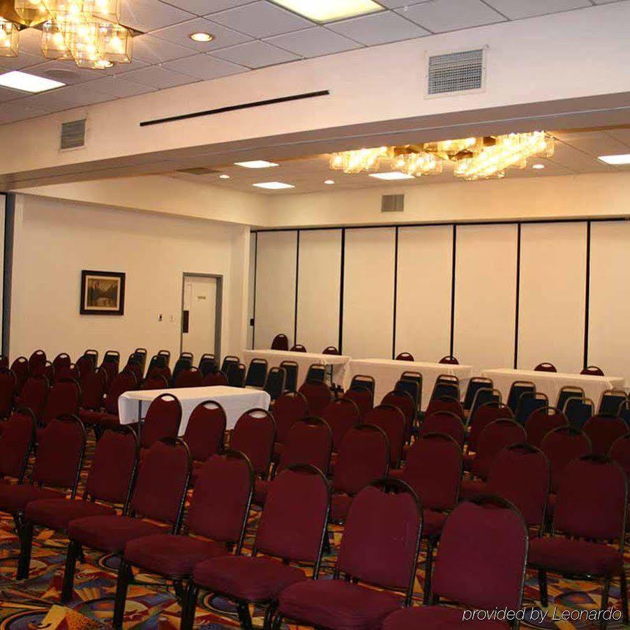 Douglas Inn And Conference Center Extérieur photo