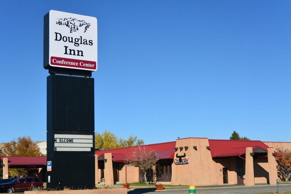 Douglas Inn And Conference Center Extérieur photo